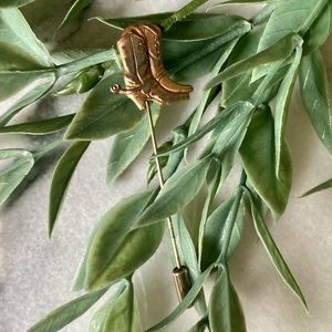 Vintage Goldtone Metal Lapel Pin Cowboy Boots Gold Tone Spurs Rodeo Cowgirl